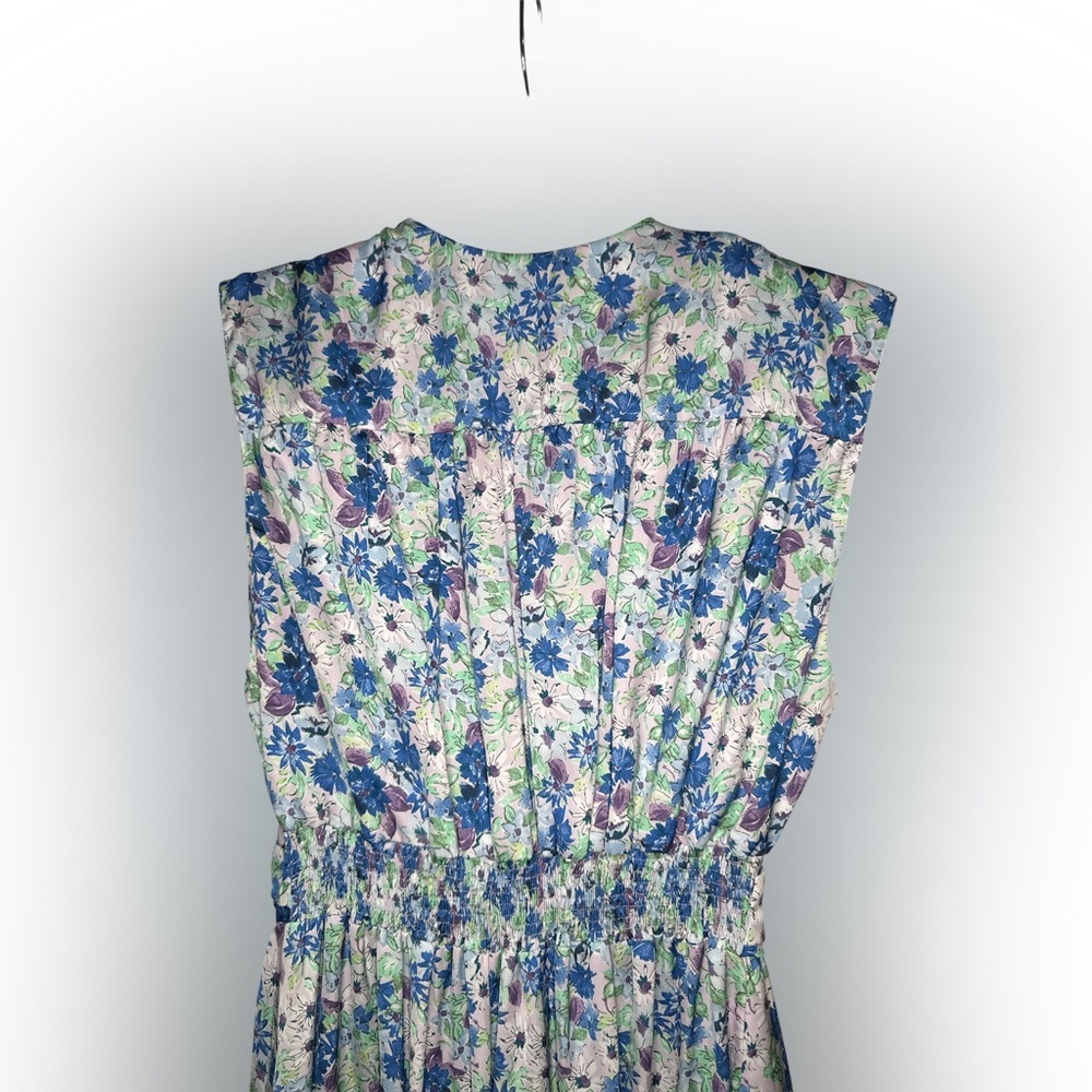 Zara Deep V-Neck Floral Maxi Dress Size Medium
Floral Blue Sleeveless Dress - Picture 11 of 12
